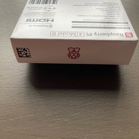 NWT Raspberry Pi 4 Model B 4GB RAM - Picture 8 of 8